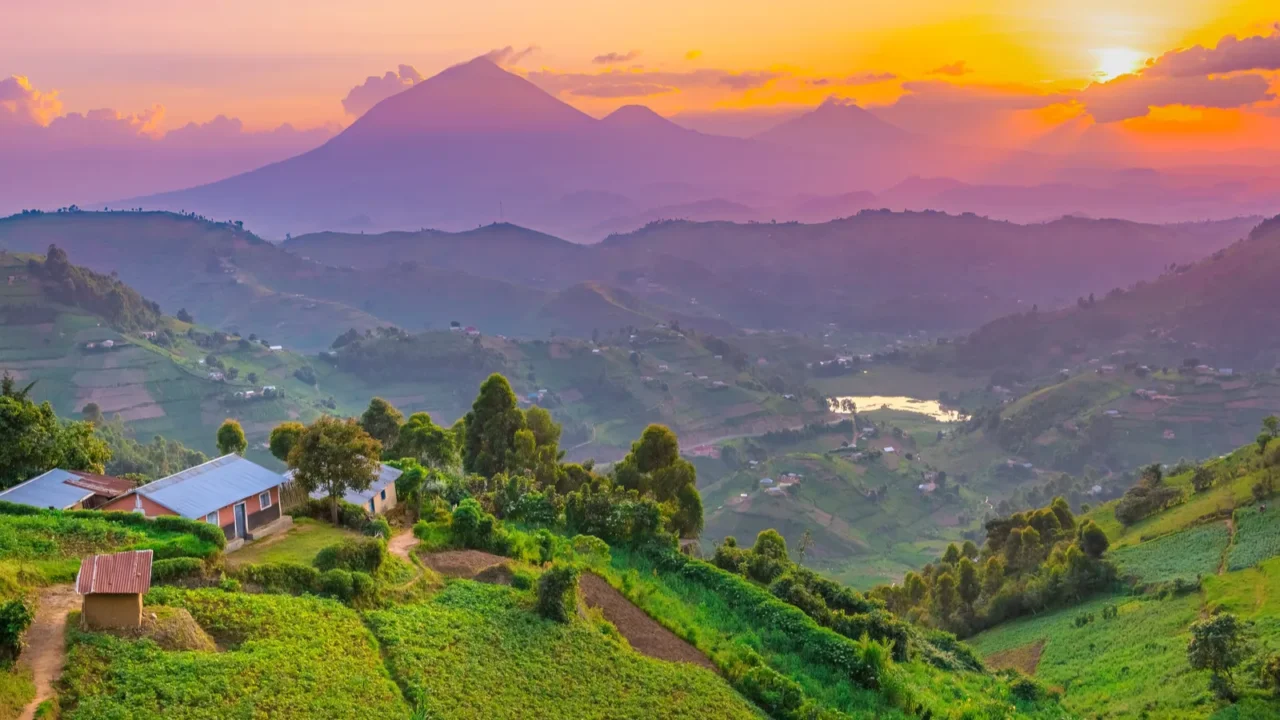 kisoro uganda beautiful sunset over mountains and hills of pastures