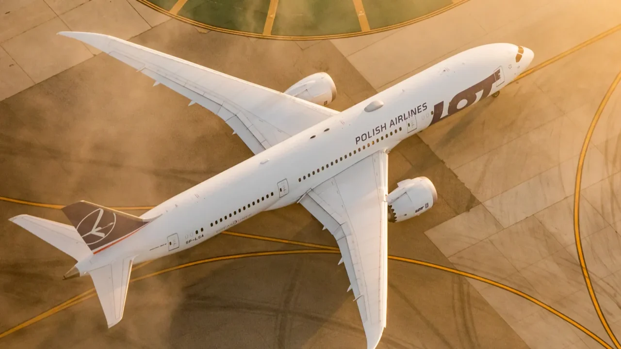 LOT Polish airline plane.