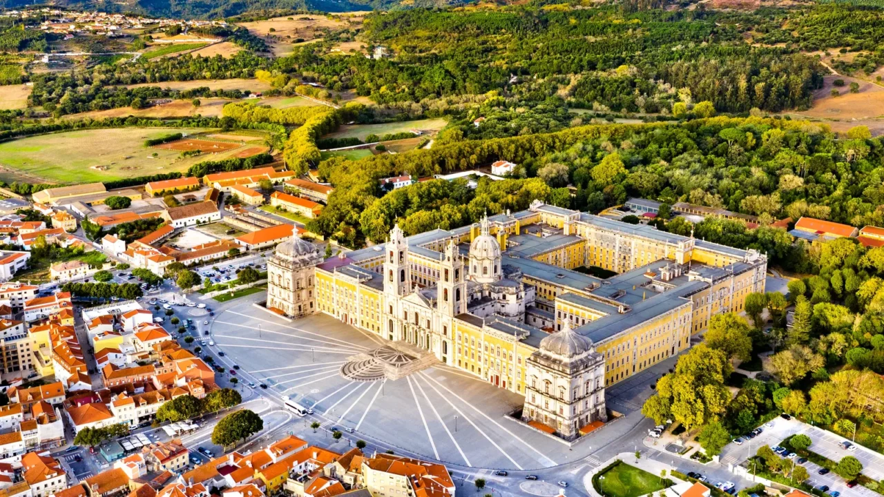 palace  convent of mafra in portugal