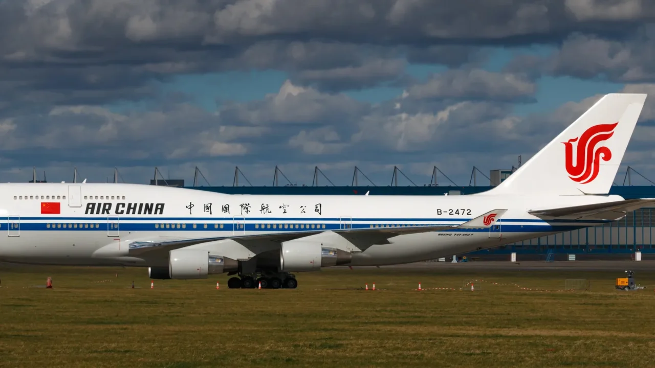 prague czech republic  march 29 air china boeing b747400