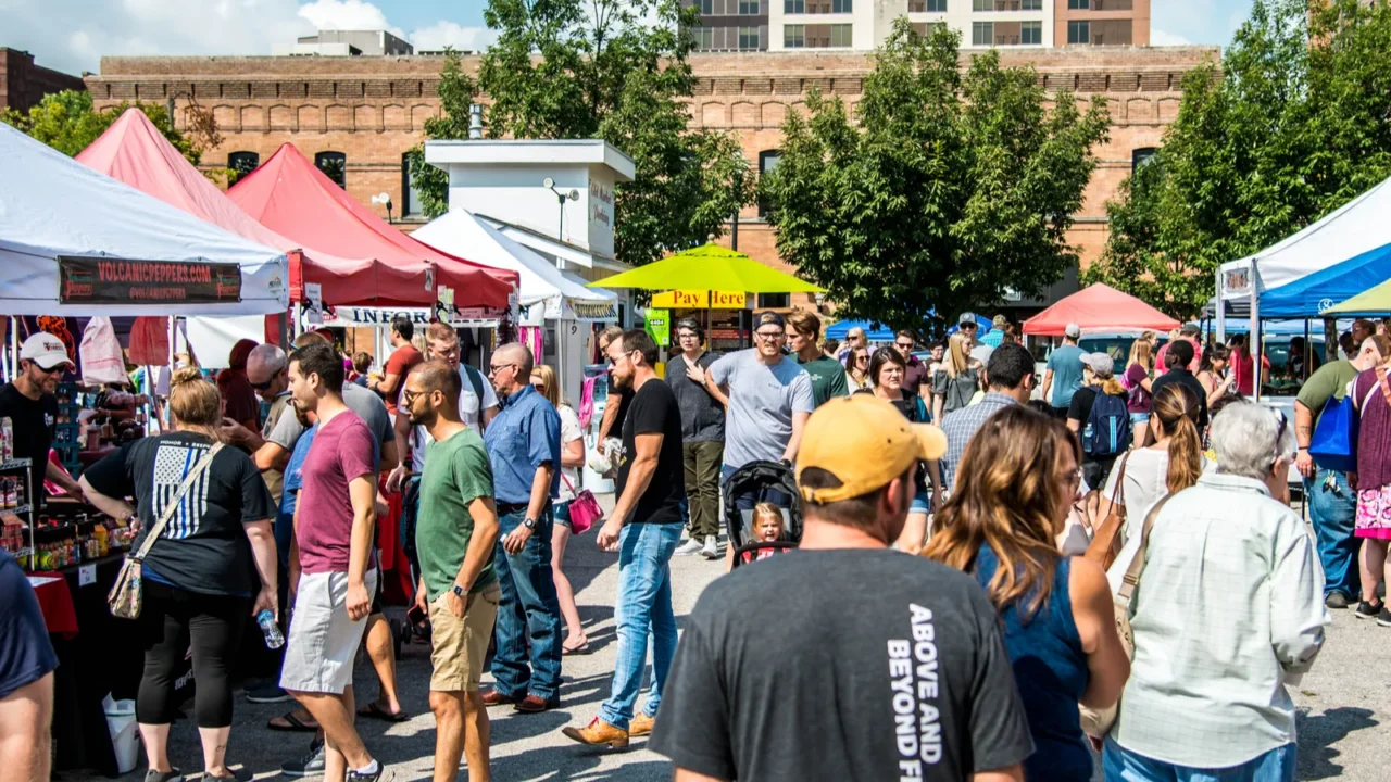 saturday morning august 18th 2018 at the farmers market in