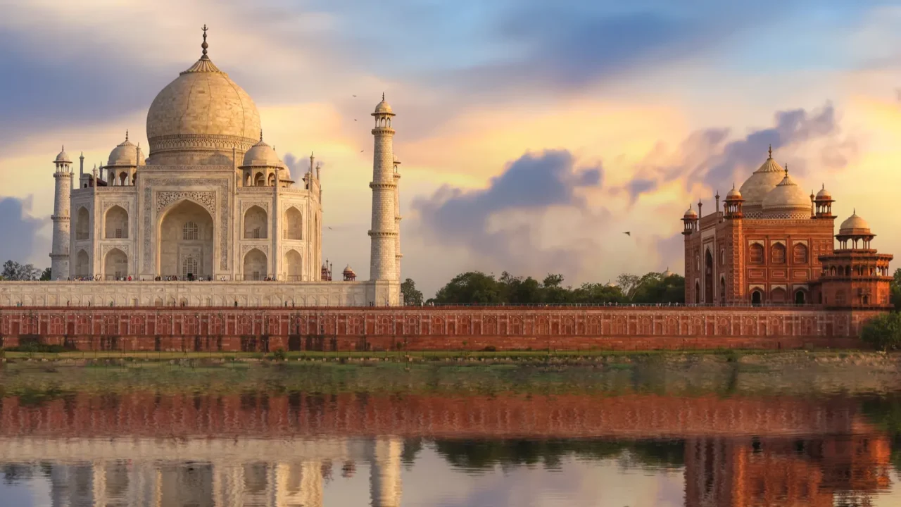 taj mahal agra india white marble medieval monument at sunset
