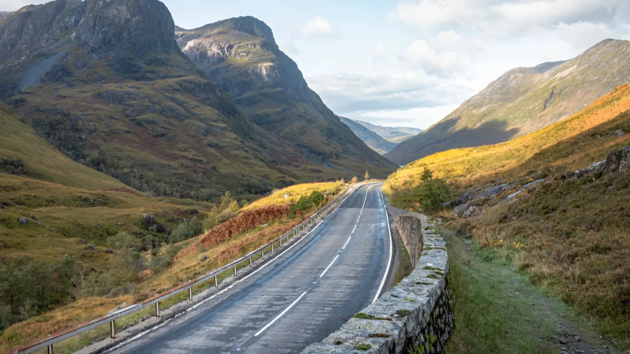 the a82 road that runs through glencoe in the scottish