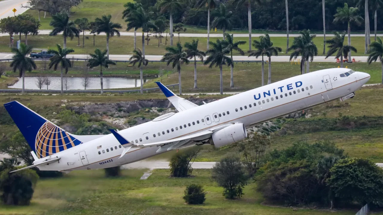 boeing 737 united airlines