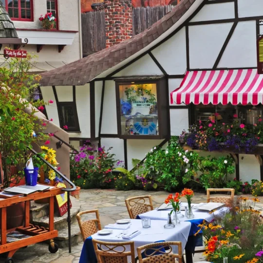 15 small towns in America that look straight out of a fairytale