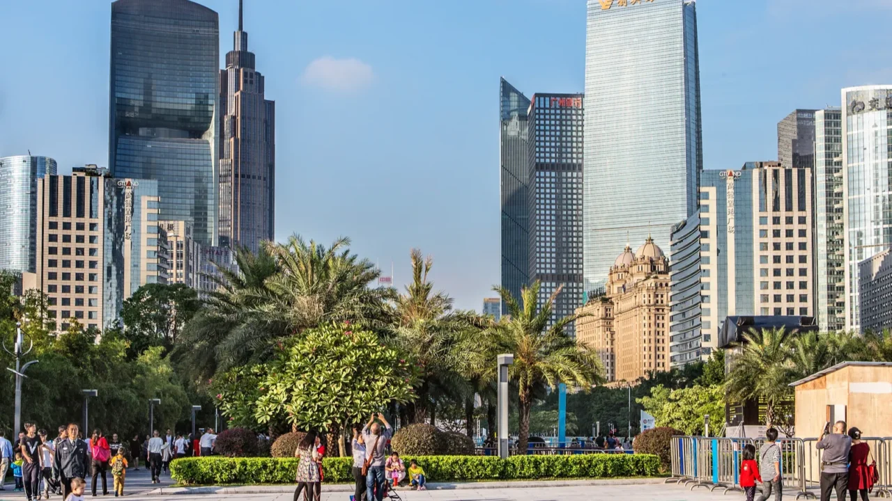 citizens and urban architecture in guangzhou