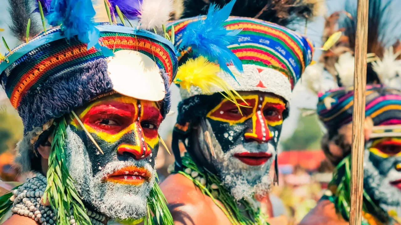 curious look in papua new guinea