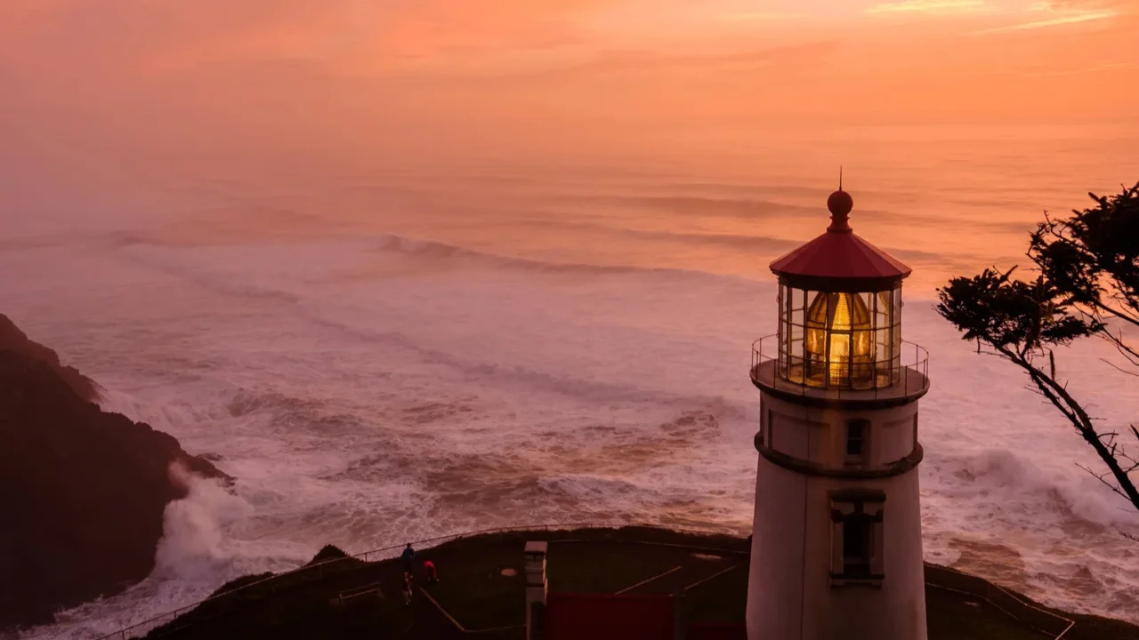 heceta head lighthouse at sunset