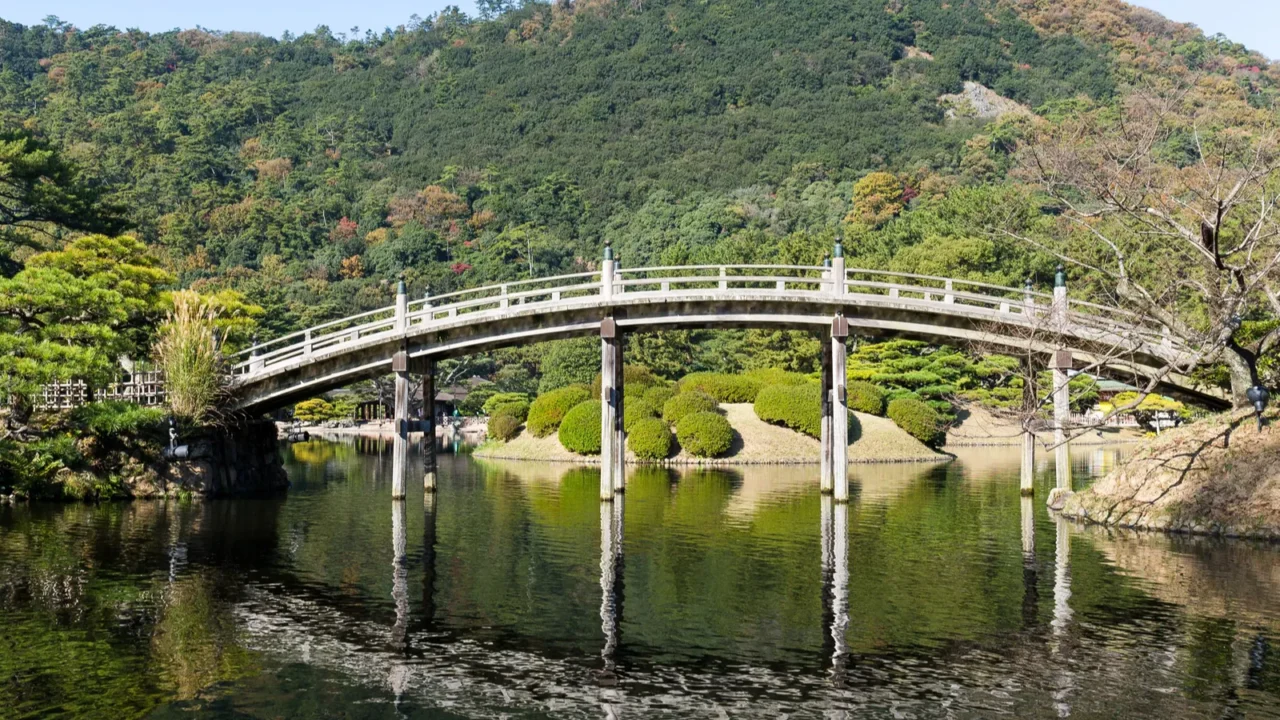 japanese beautiful ritsurin park