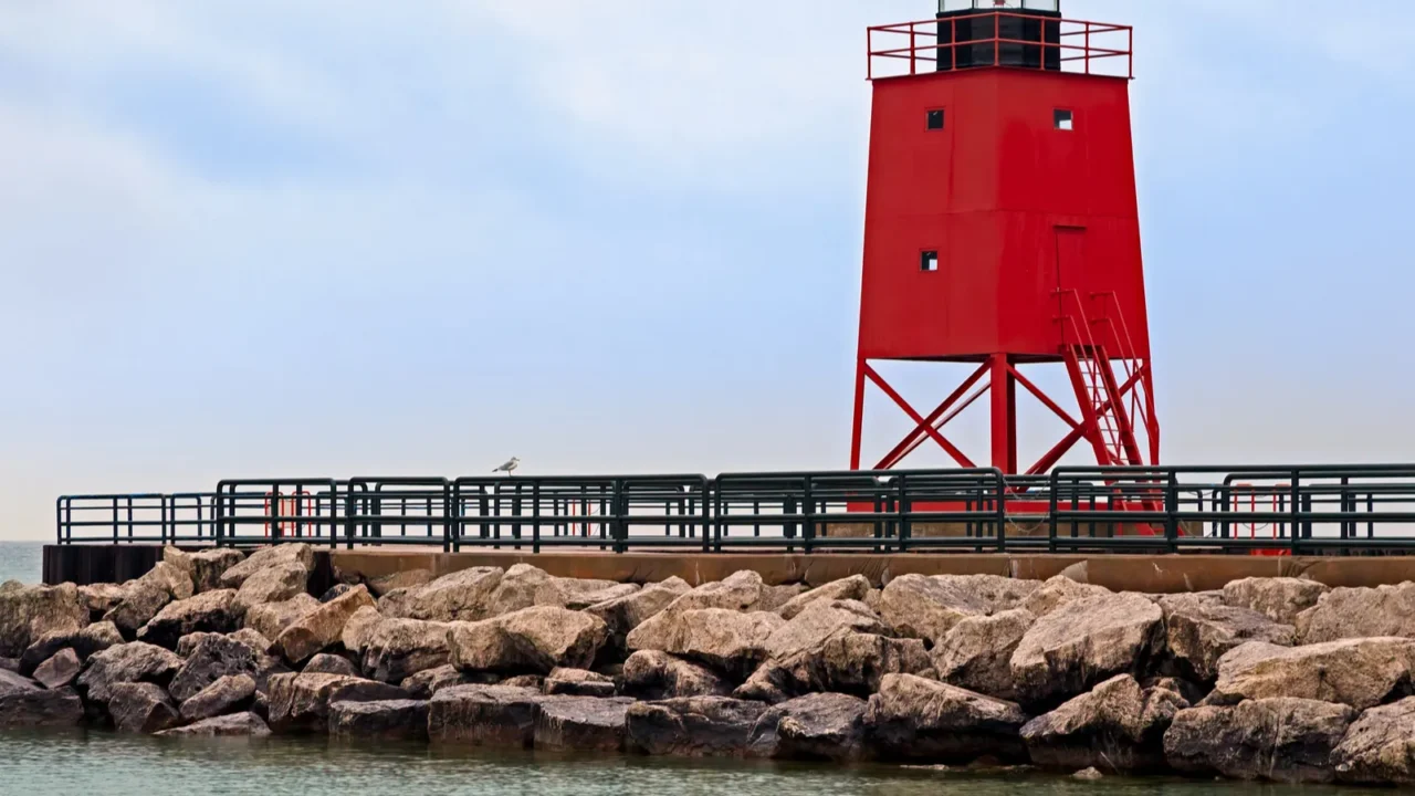 lighthouse in charlevoix michigan