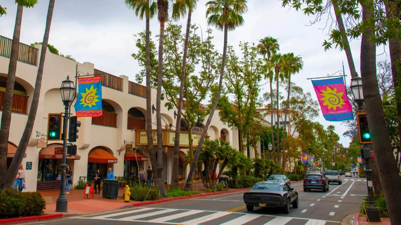 metropolitan fiesta five theatre in a spanish colonial style building