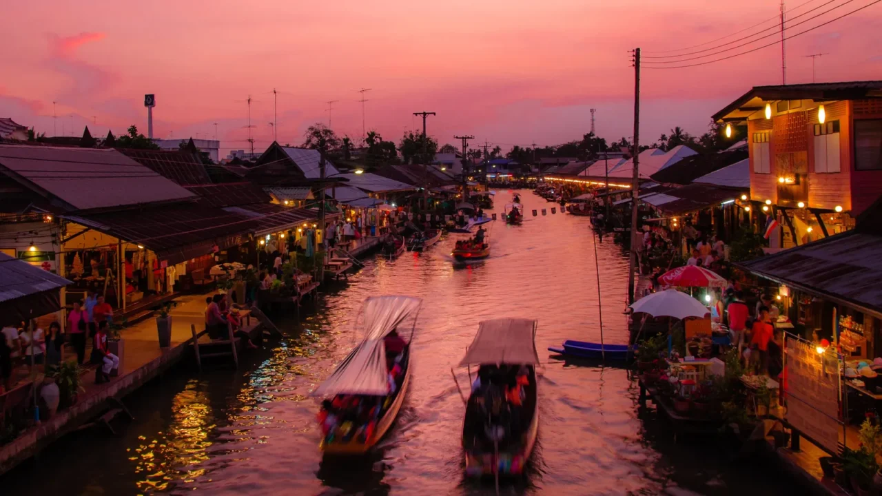 nightlife floating market amphawa evening at samut songkhram