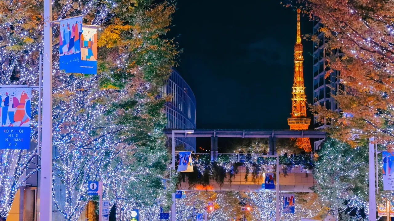 nov 28 2023 illuminated roppongi keyakizaka street and tokyo tower