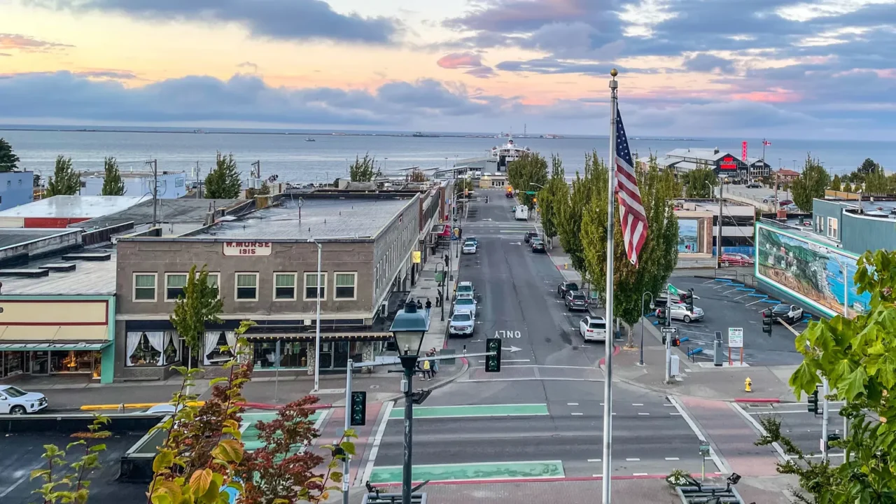 port angeles is a city in and the county seat