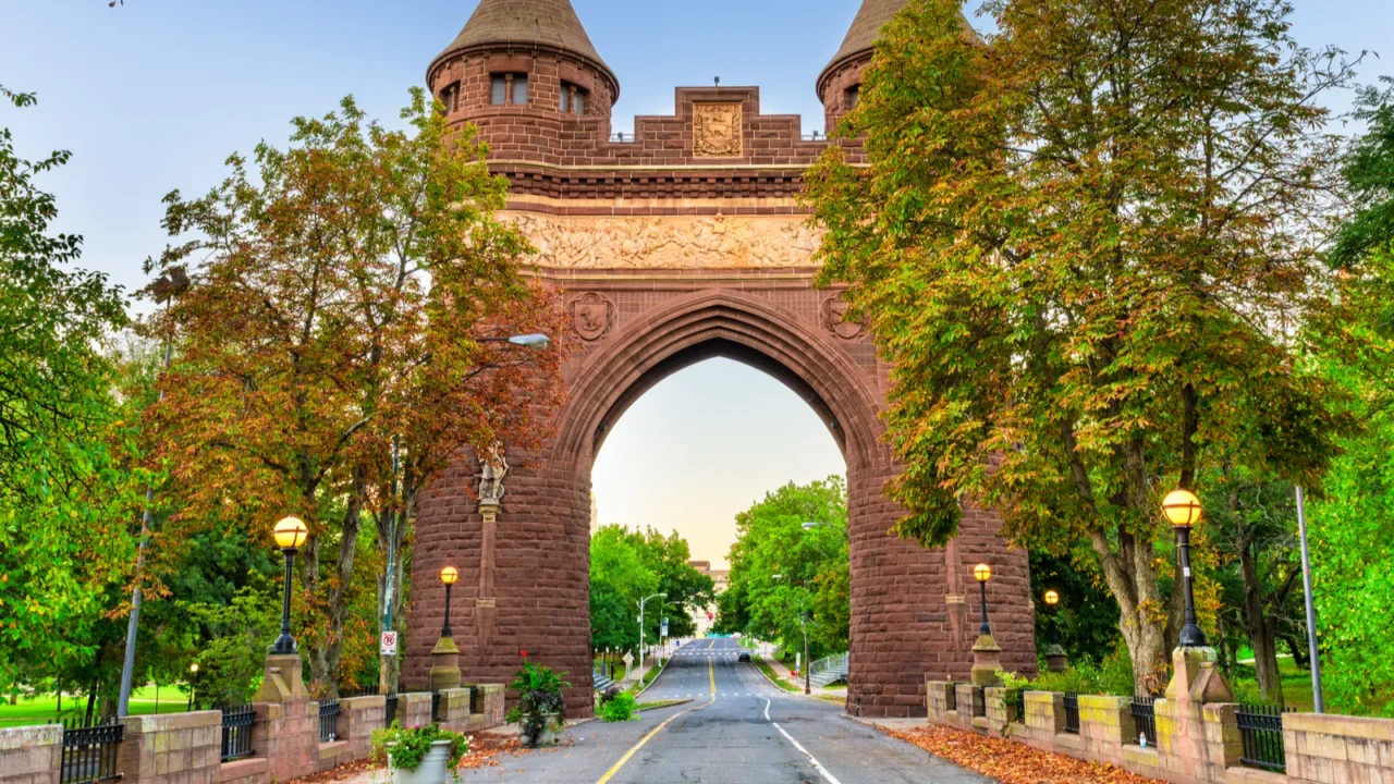 soldiers and sailors memorial arch in hartford connecticut usa