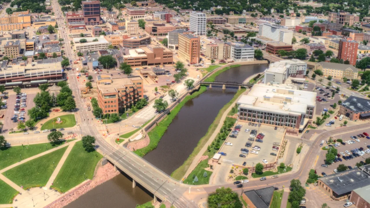 summer aerial view of sioux falls the largest city in