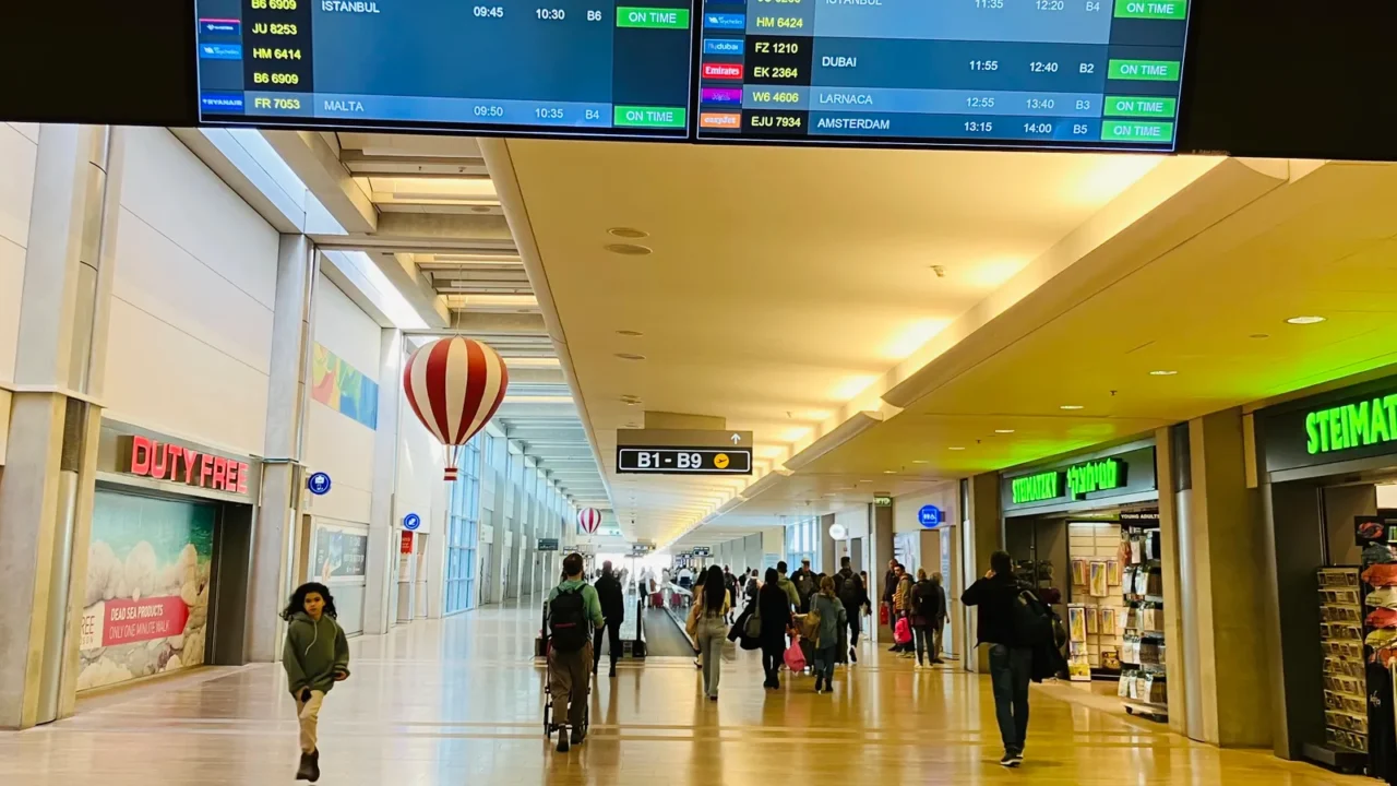 tel aviv israel ben gurion airport december 2022 people in
