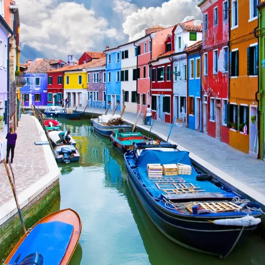 7 tourist behaviors now banned in Venice (and they come with fines)