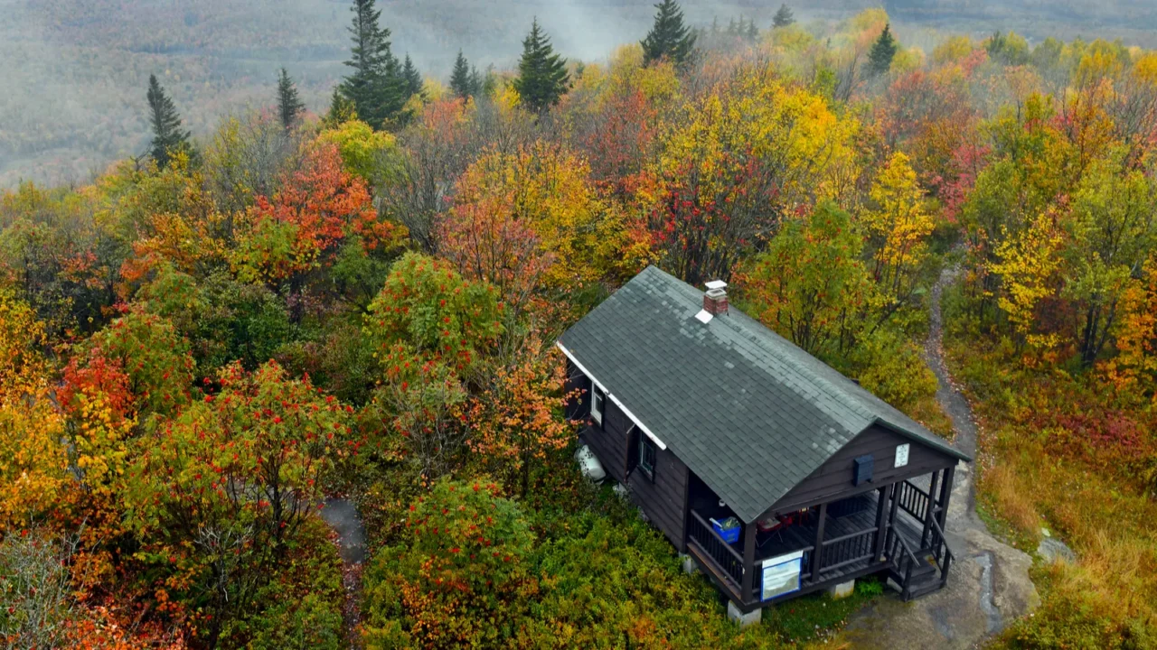 vibrant colors of fall foliage in the adirondack mountains new