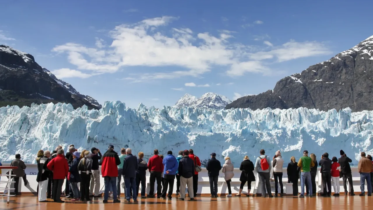 watching margerie glacier in alaska