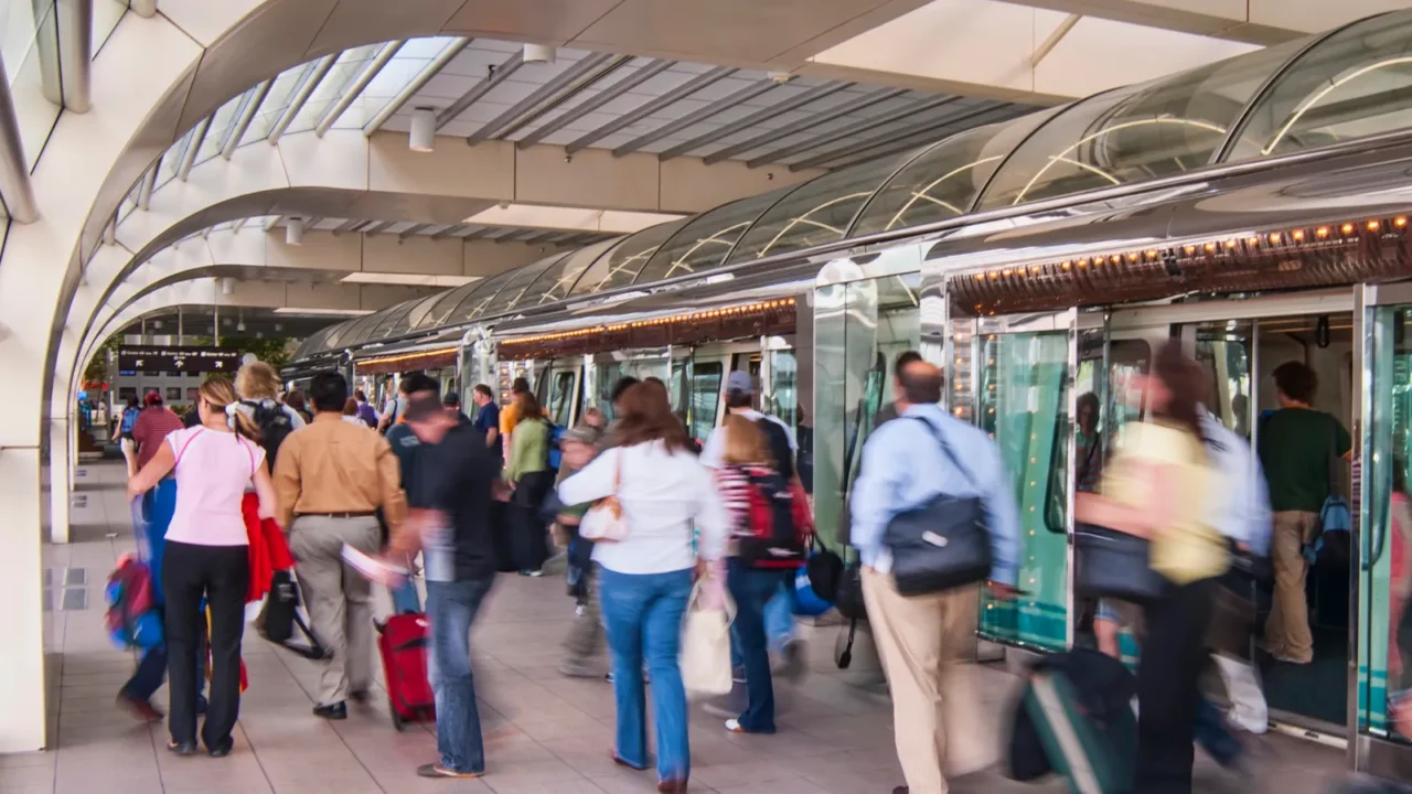 airport shuttle to the gate
