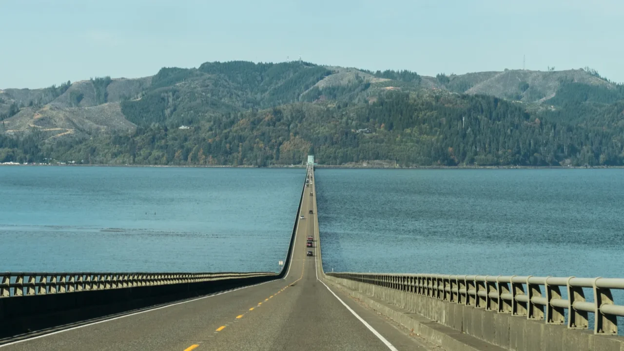 columbia river at its mouth crossed by the astoria