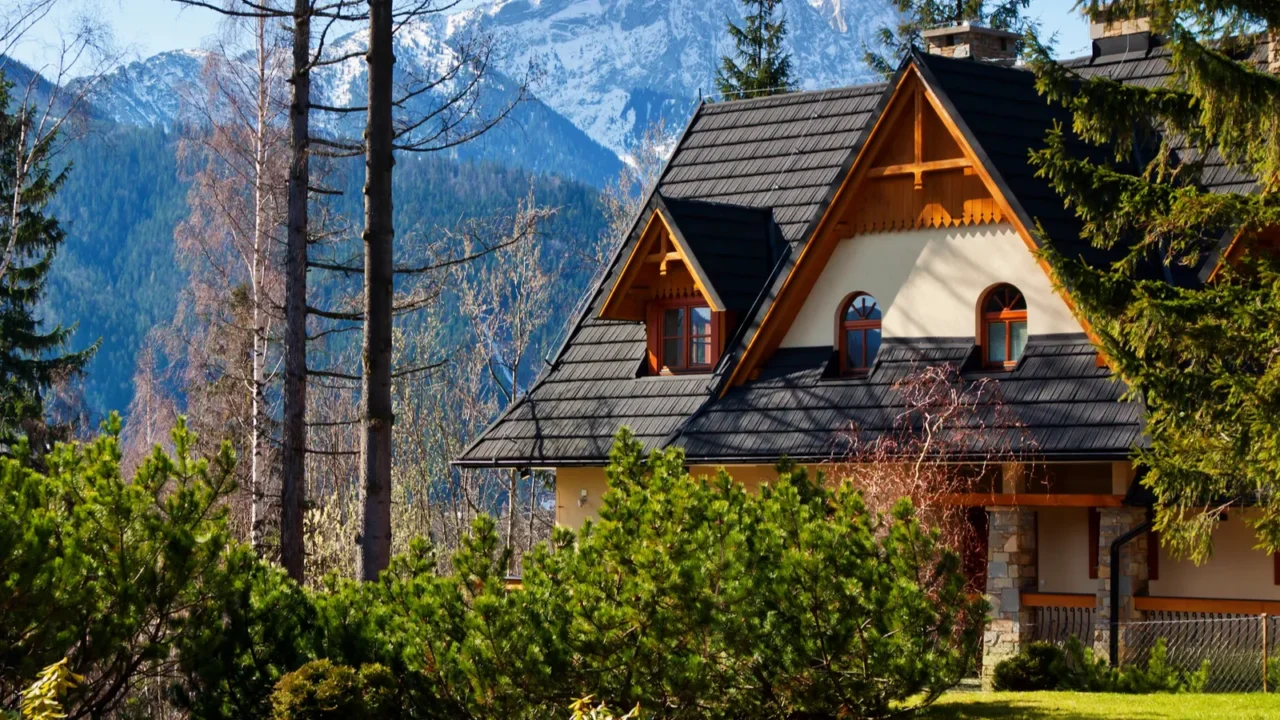 guesthouse and mountain snowy landscape horizon