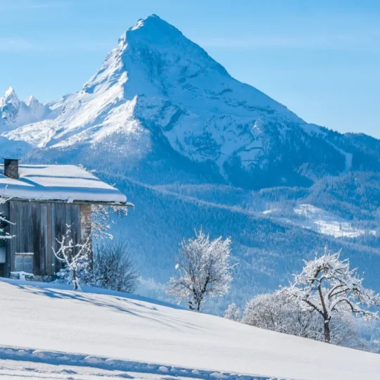 Winter lodges in America that feel like they’re straight out of a movie