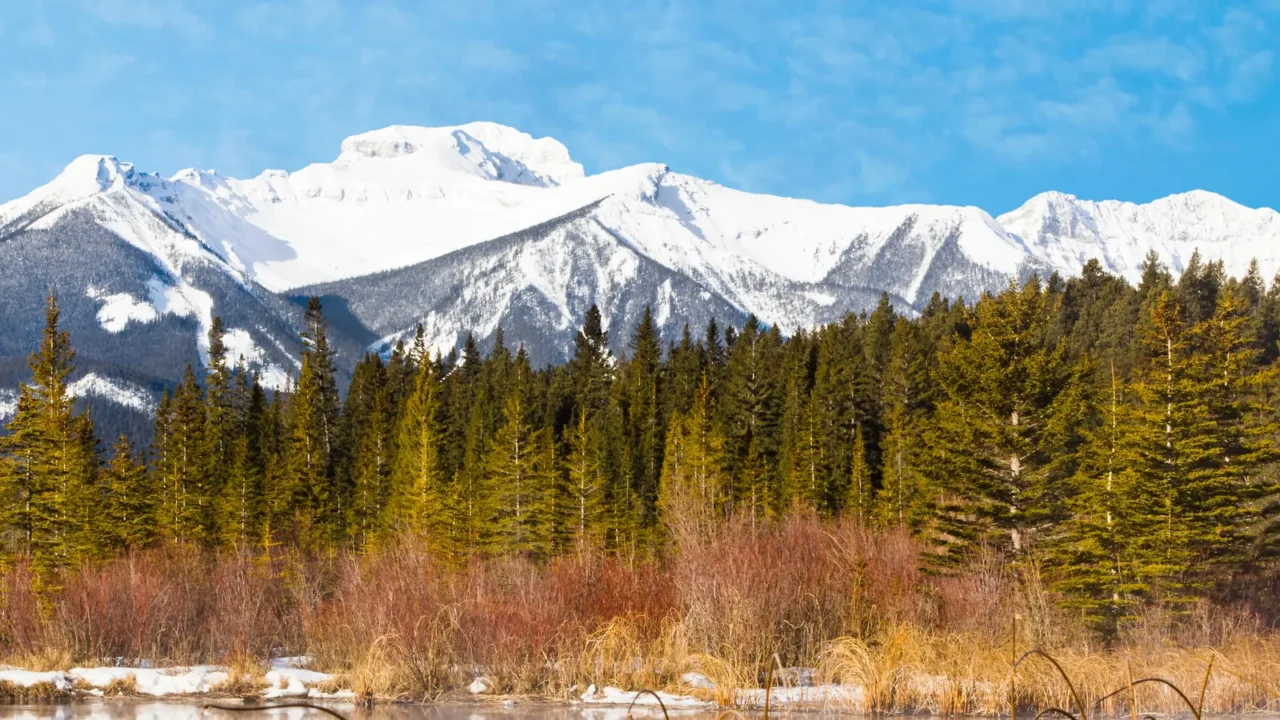 lake vermillion in the rocky mountains