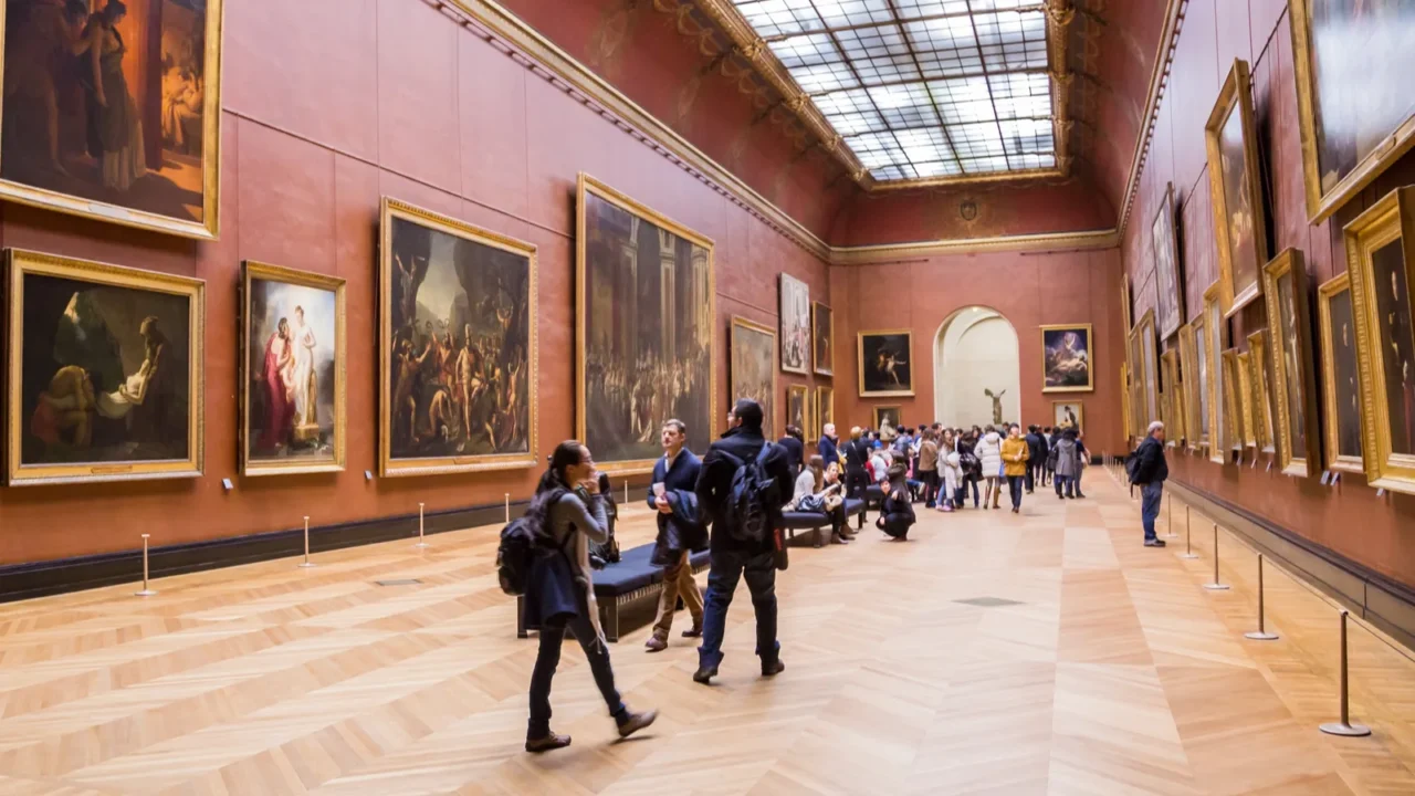 louvre museum paris france