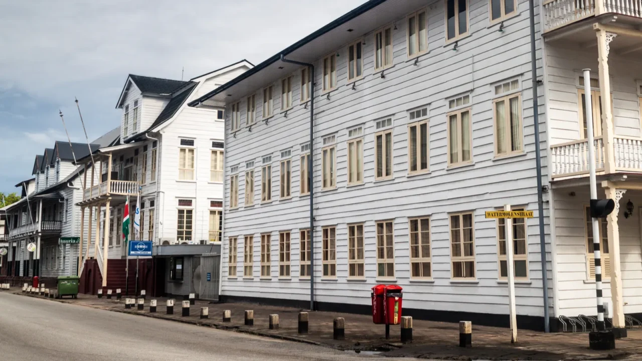 old colonial buildings in paramaribo