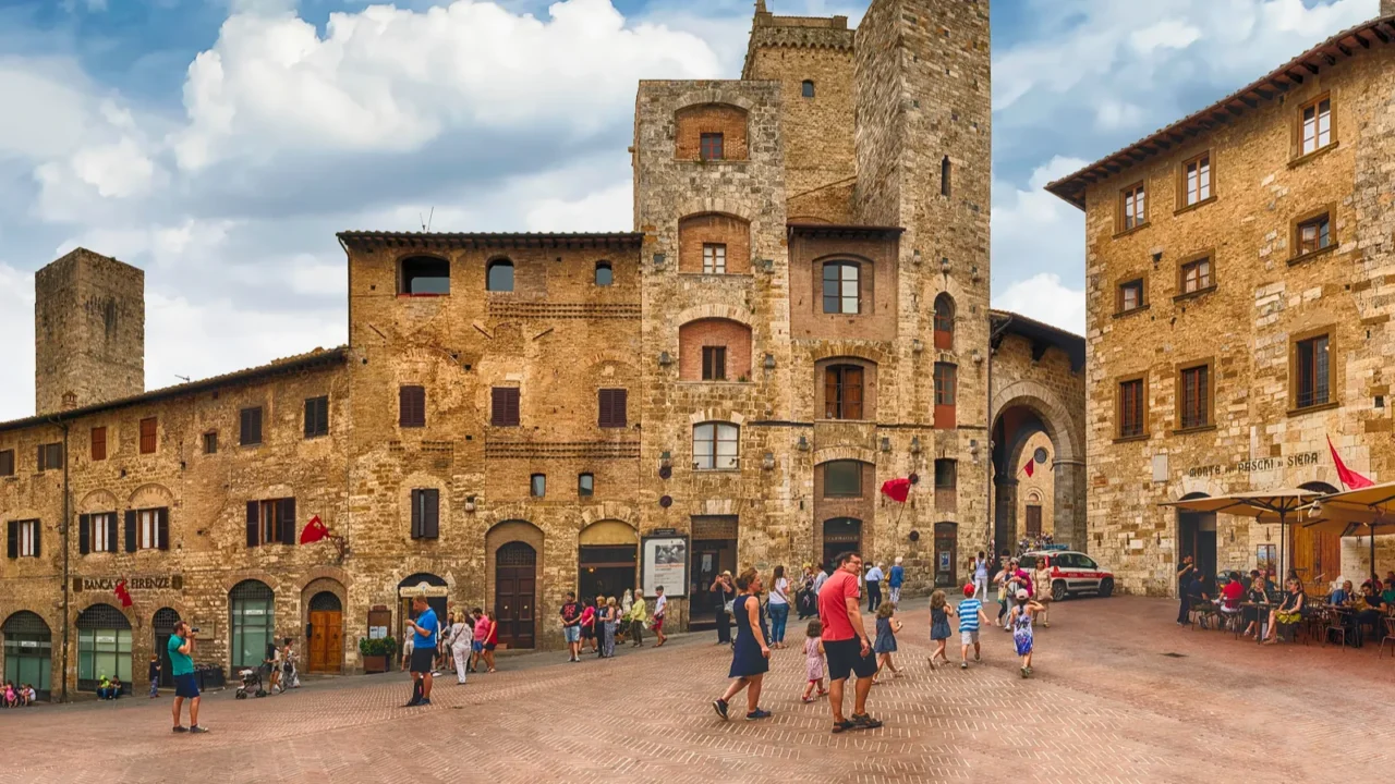 san gimignano italy  june 21 panoramic view of piazza