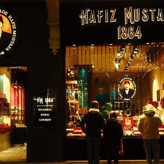 Famous scenic bakeries worldwide where every bite comes with a view