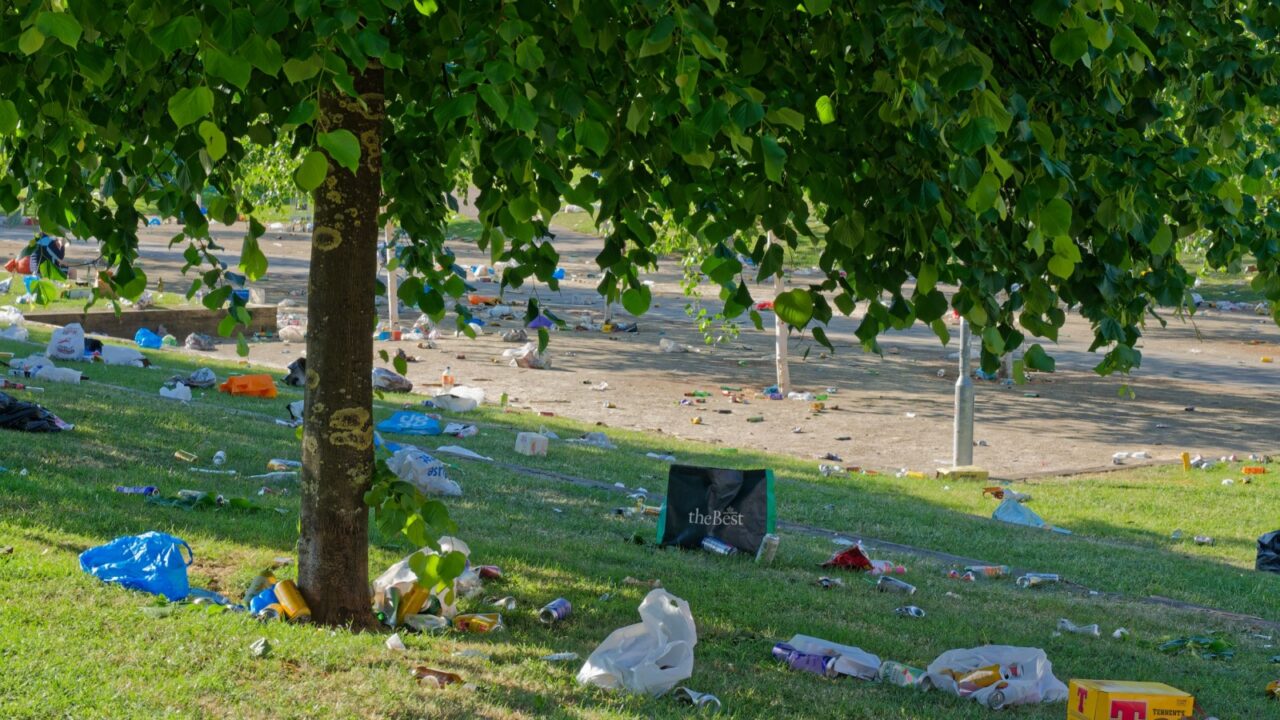 Glasgow, UK, May 23rd 2025, Rubbish left in public park following football win celebrations