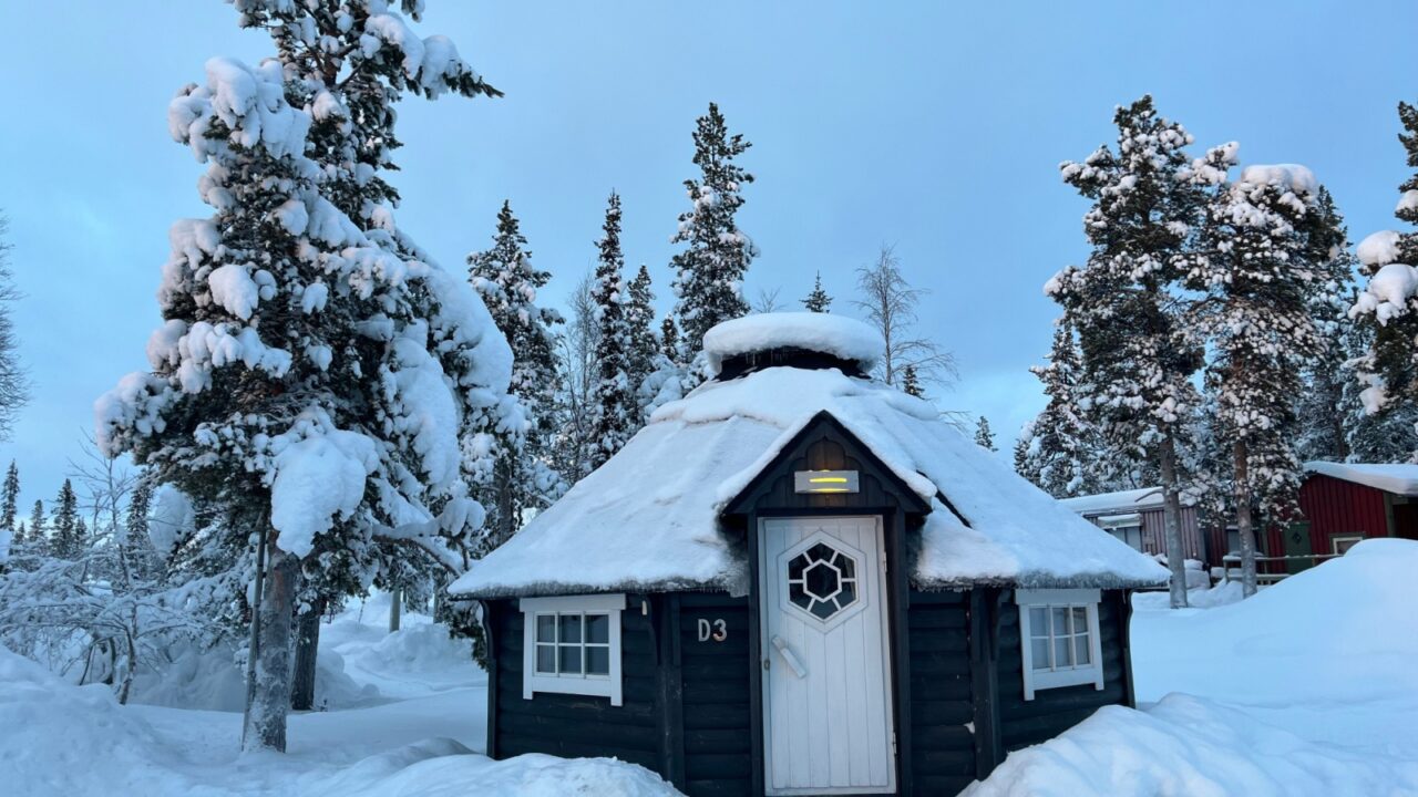Quaint cabin in Swedish Lapland winter
