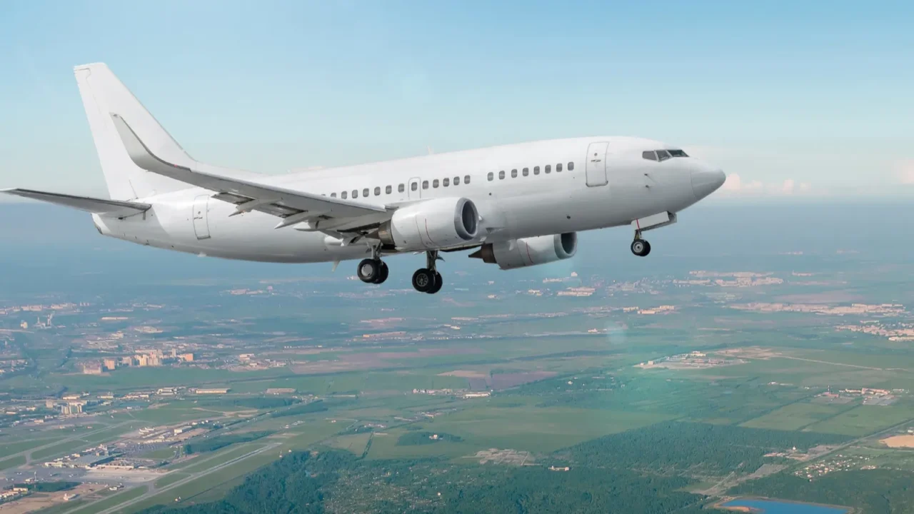 aircraft approach before landing with landing gear