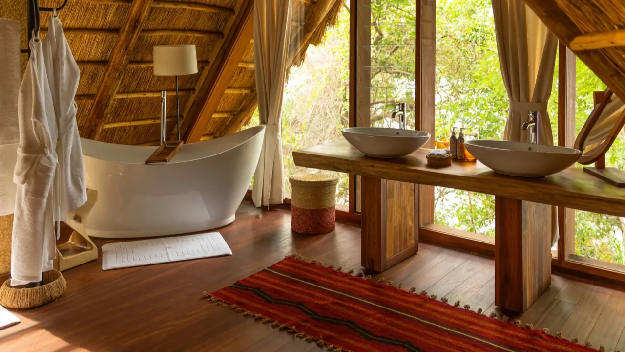 bathroom in a luxury lodge murchison falls uganda