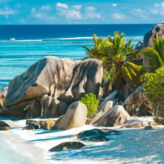 Storm-proof islands with the strongest weather resilience