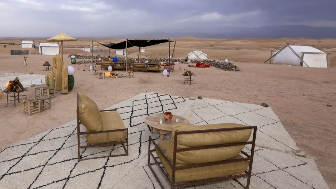 camp in agafay desert morroco