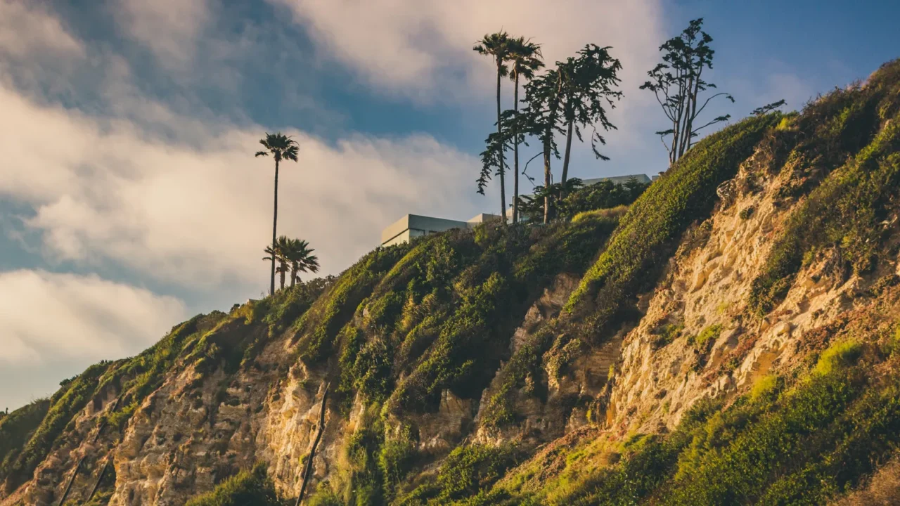 cliffs of point dume
