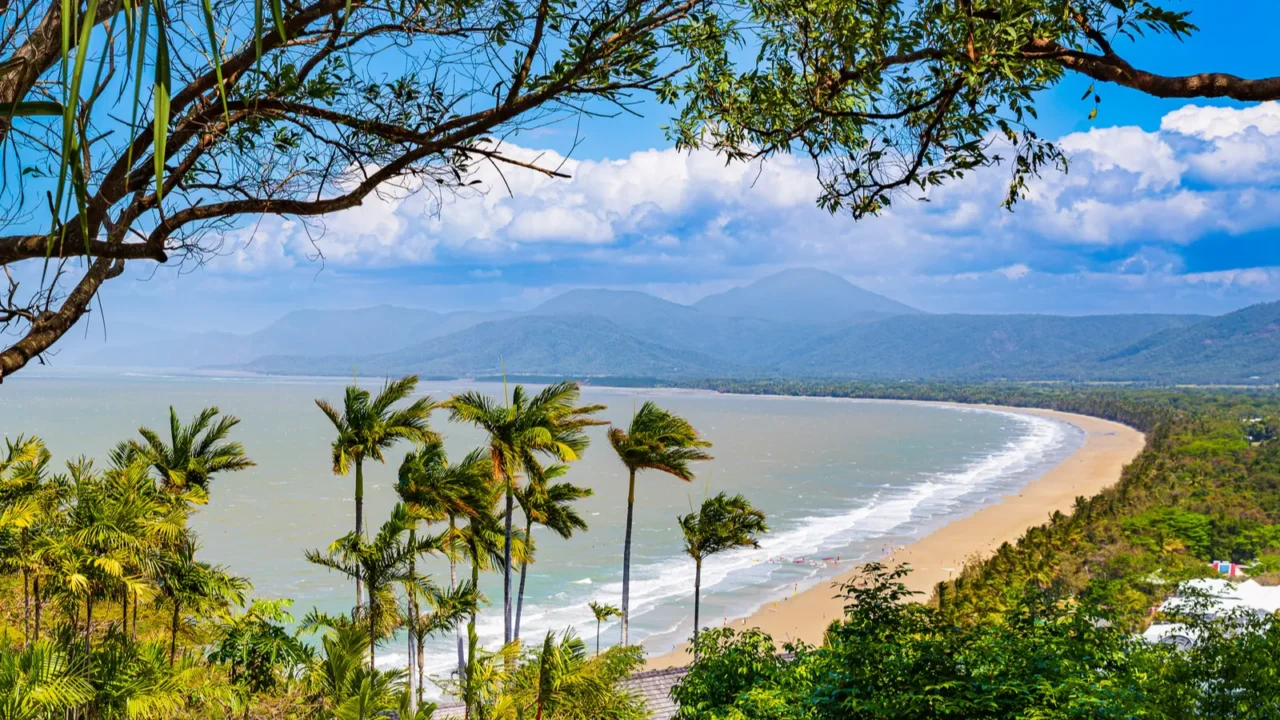four mile beach in port douglas australia