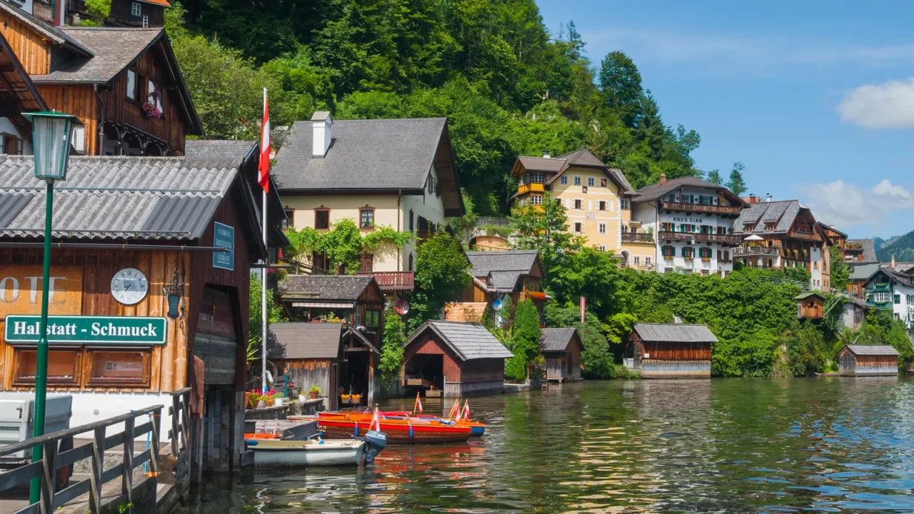 historical street of hallstatt