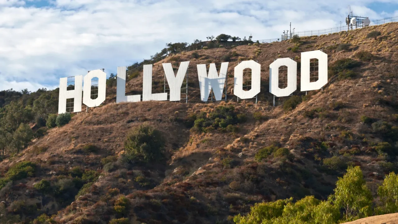 hollywood sign afternoon