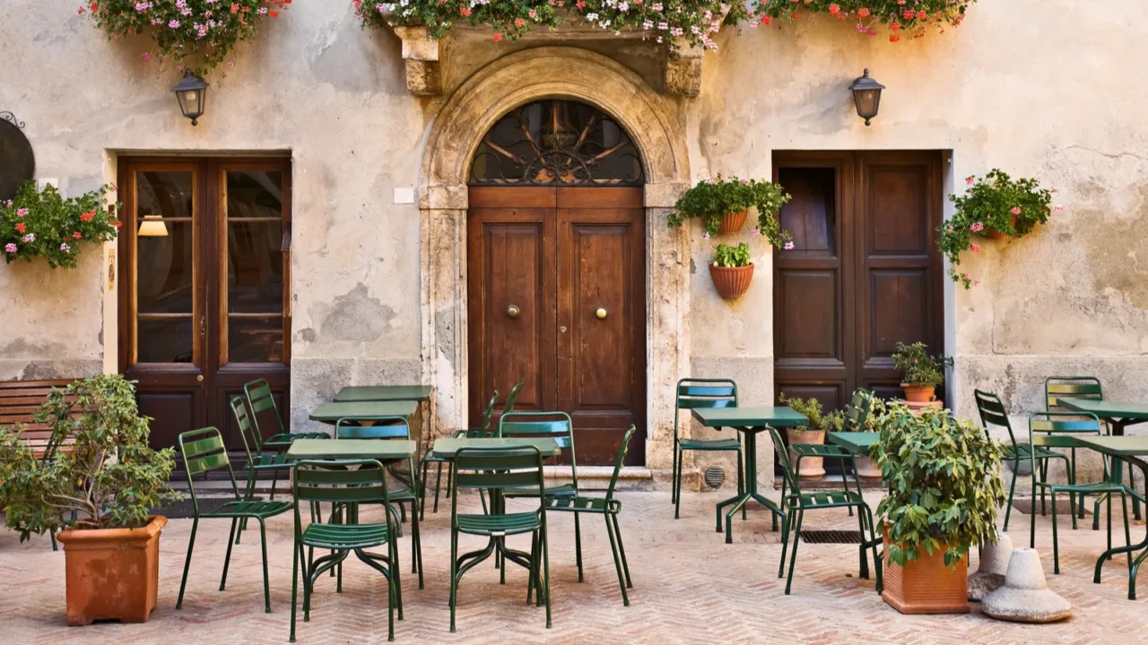 italian trattoria tavern pienza tuscany italy