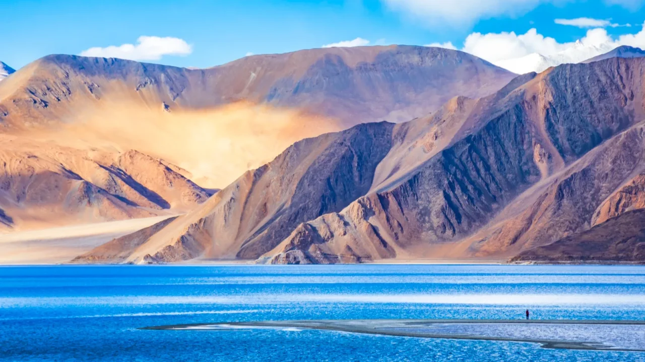 landscape showing mountains and the lake called pangong tso