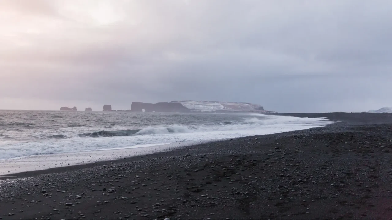 majestic seacoast with wavy sea and cliffs vik dyrholaey reynisfjara