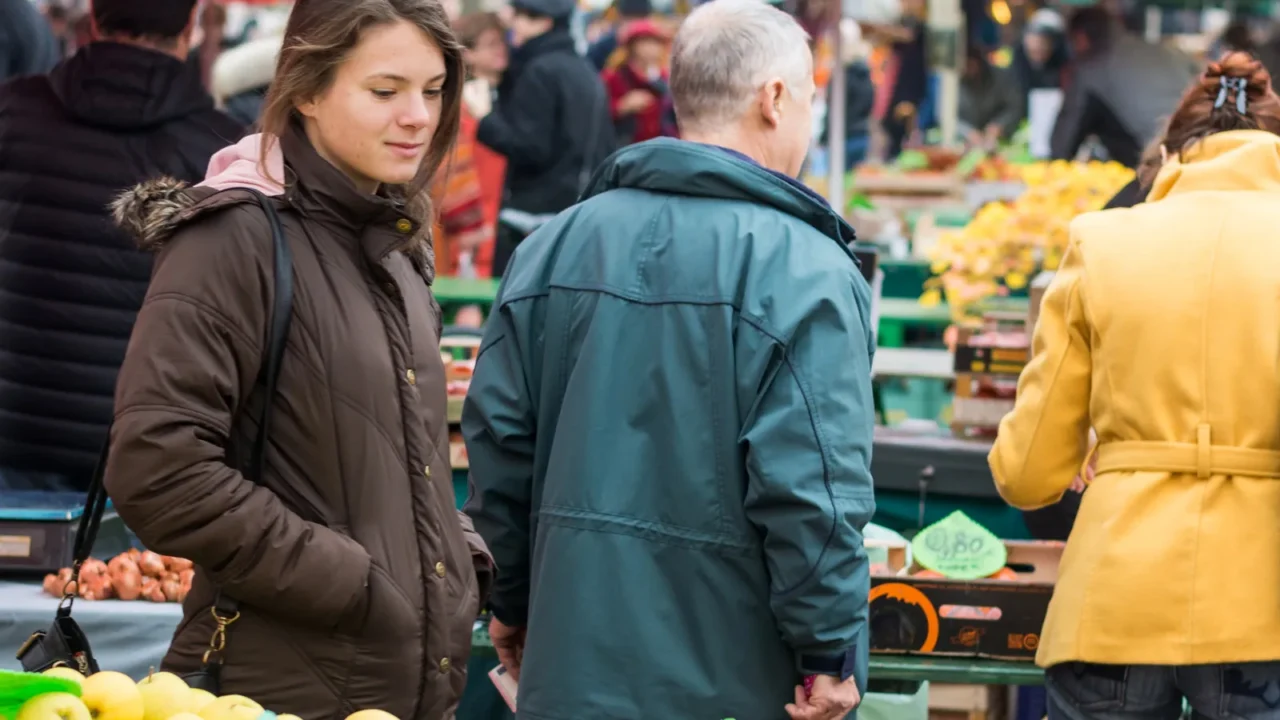 millenial food blogger exploring local vegetable market
