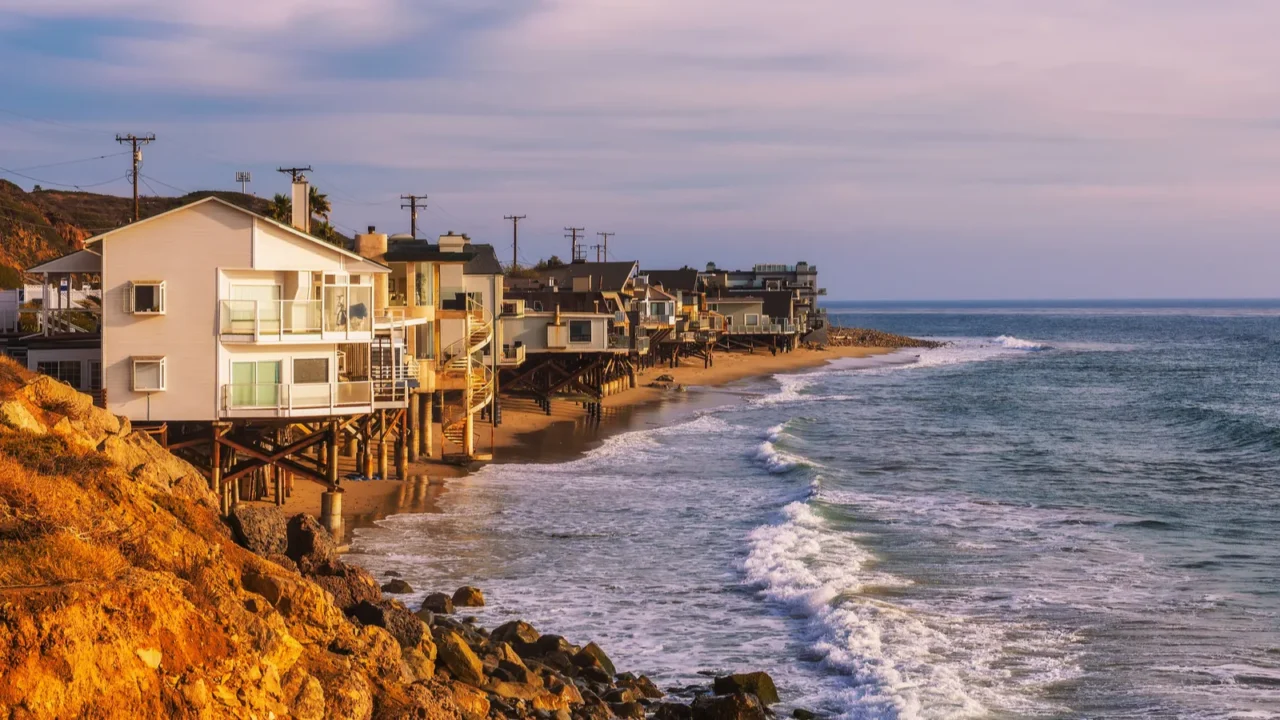 oceanfront homes of malibu beach in california