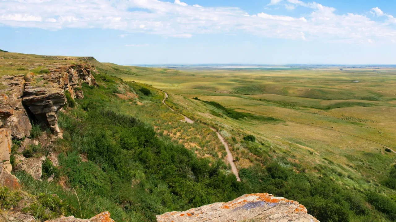 prairie at headsmashedin buffalo jump world heritage site in alberta