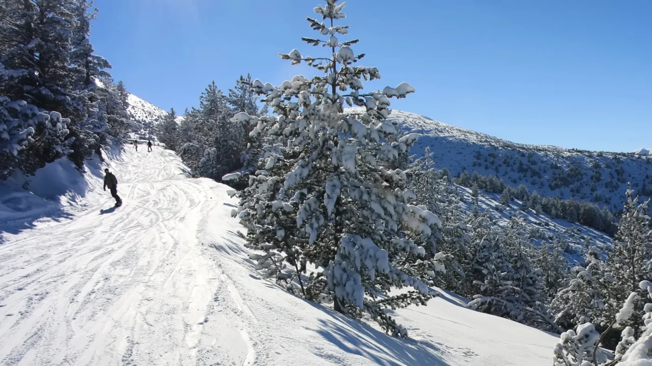 snowboarding in bulgaria borovets